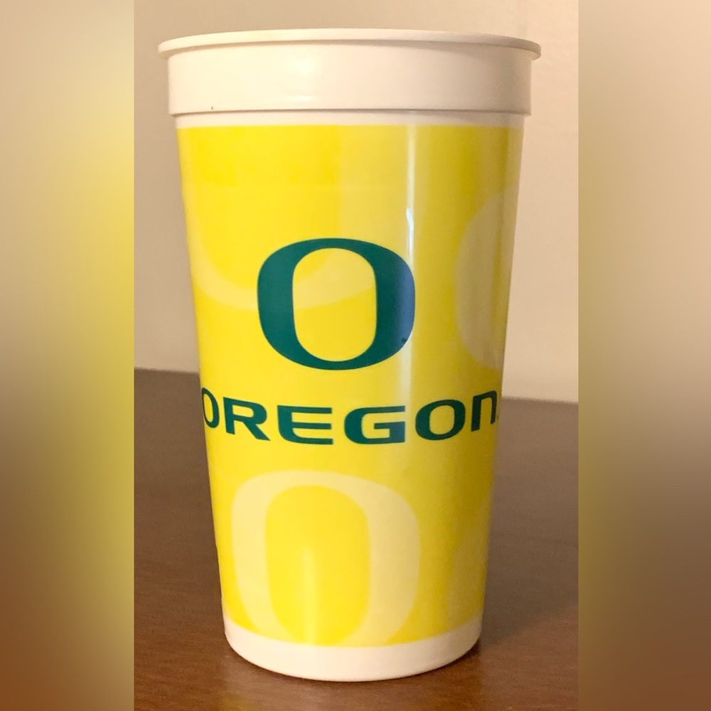 OREGON DUCKS PEPSI big plastic cup big gulp size